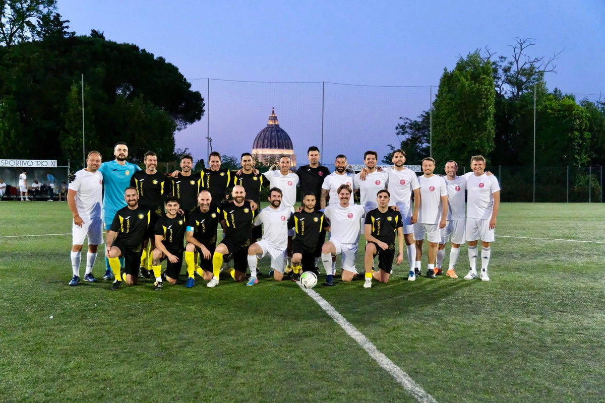 Vaticano · Camisa Preta · Joma