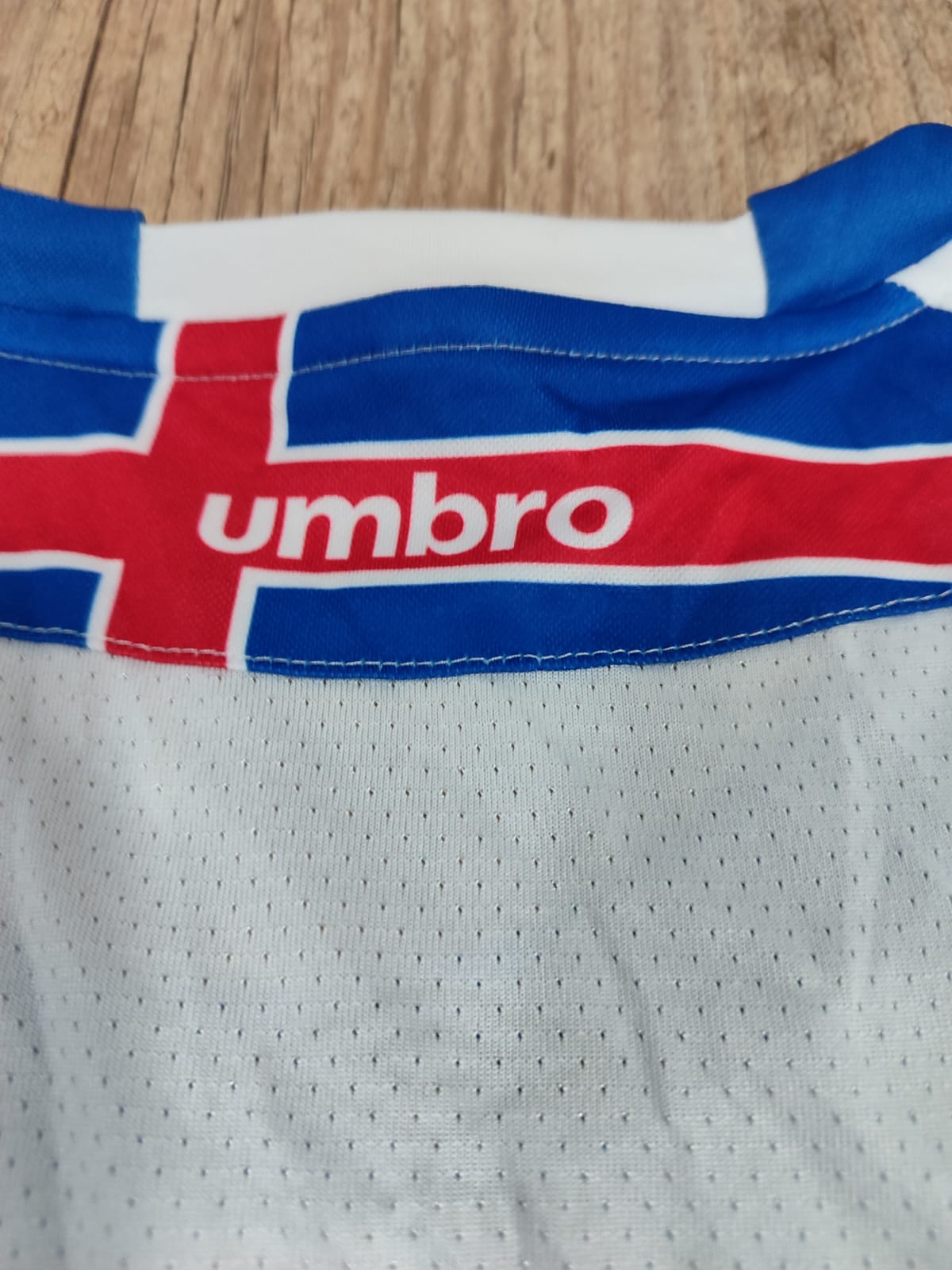 Official Cruzeiro Away Shirt 2018 - Henrique