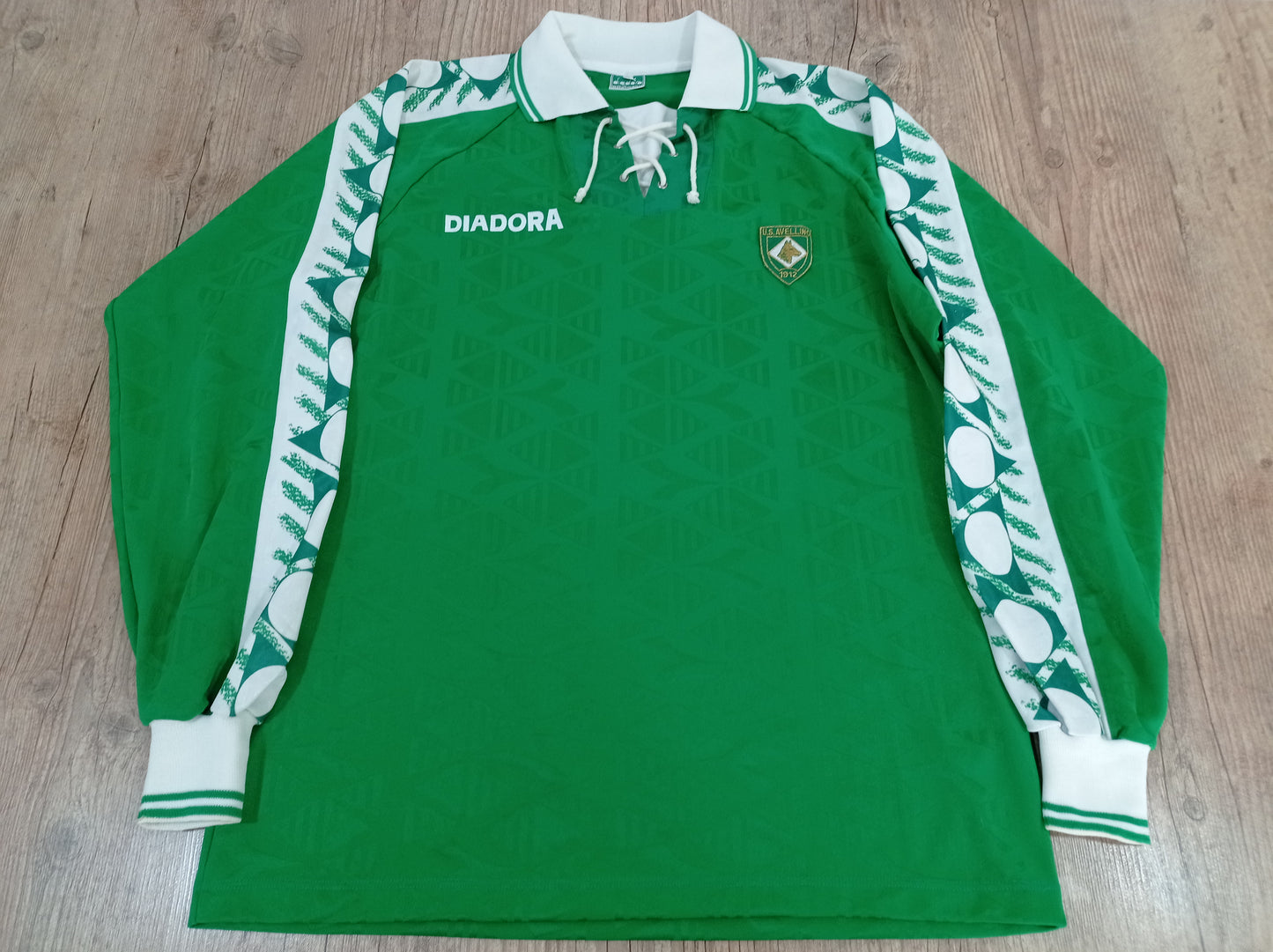 Spectacular Avellino Shirt - Italy - 1995/1996 Long Sleeves