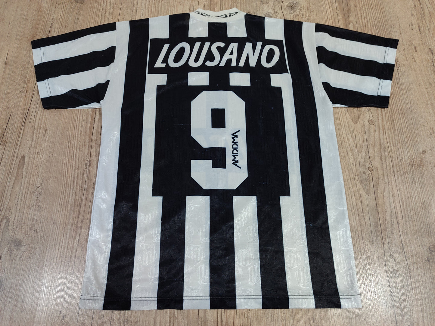 Spectacular and Rare Santos 1994/1995 Shirt