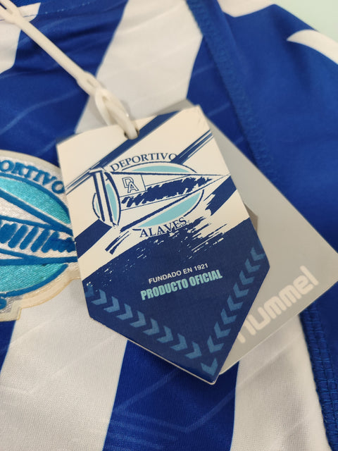 Alavés · Titular 2013/14 · Player Issue · #16 Schenone