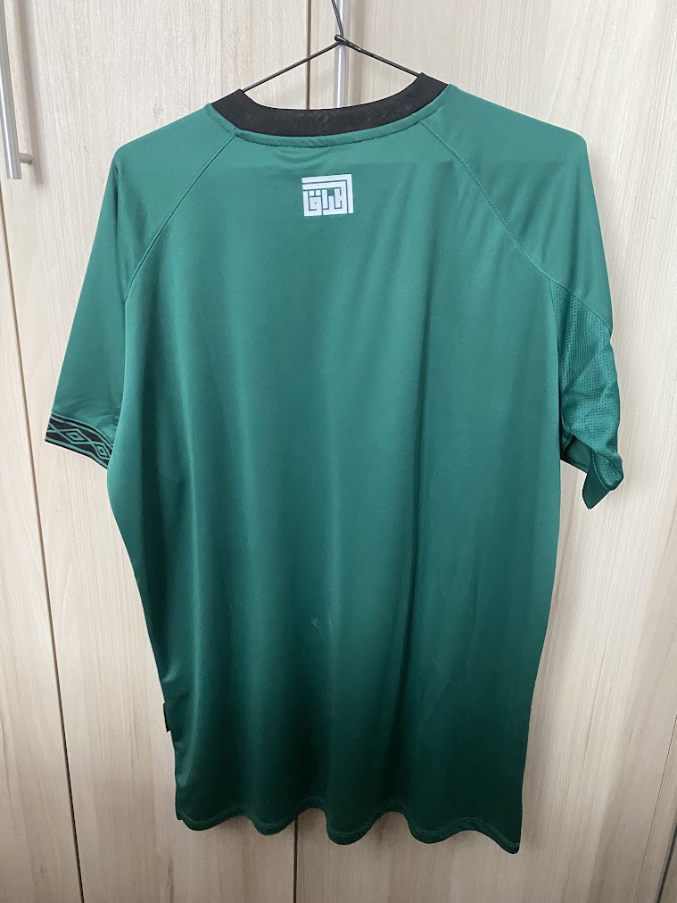 Camisa Iraque Home 2022 Umbro – Nova com Etiqueta – Tamanho 2GG