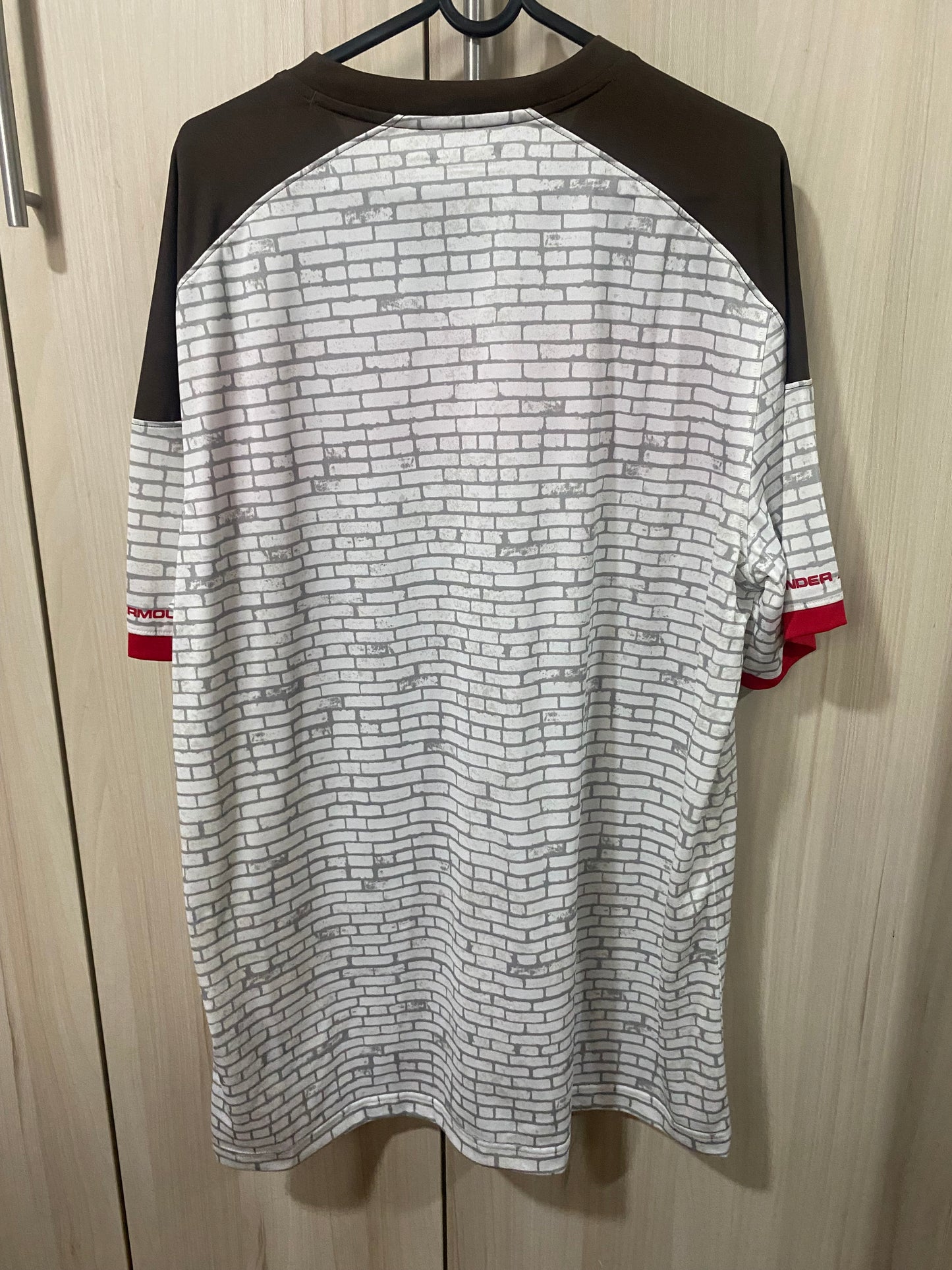 FC St. Pauli Away Shirt 2019 - Size XL (58 x 78 cm)