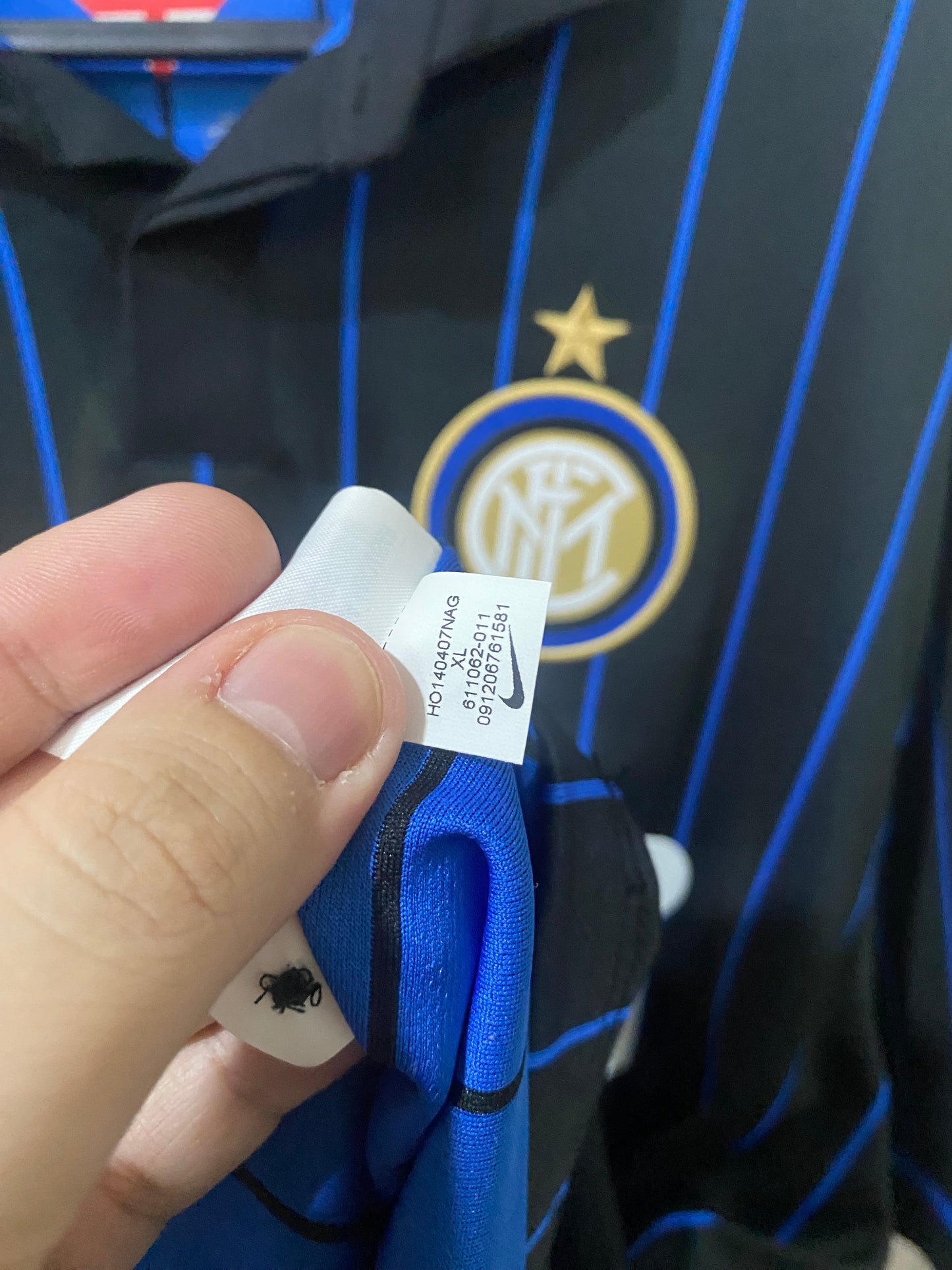 Inter Milan Home Shirt 2014 - Fredy Guarín - Size XL (59 x 78 cm)