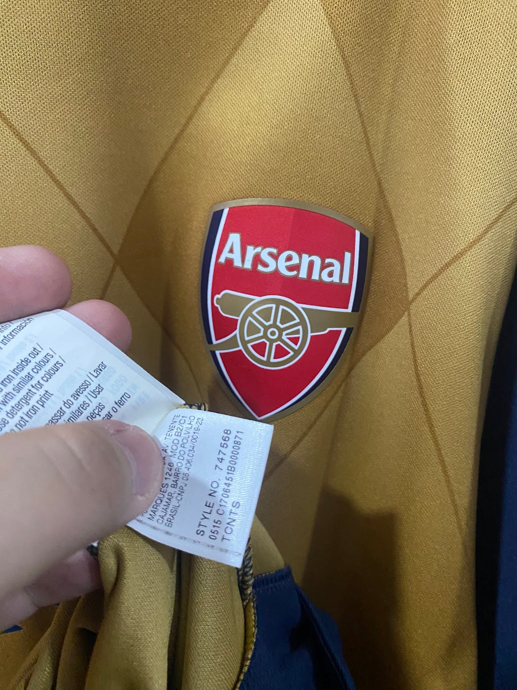 Arsenal Away Shirt 2015 - Size XL (58x78 cm)