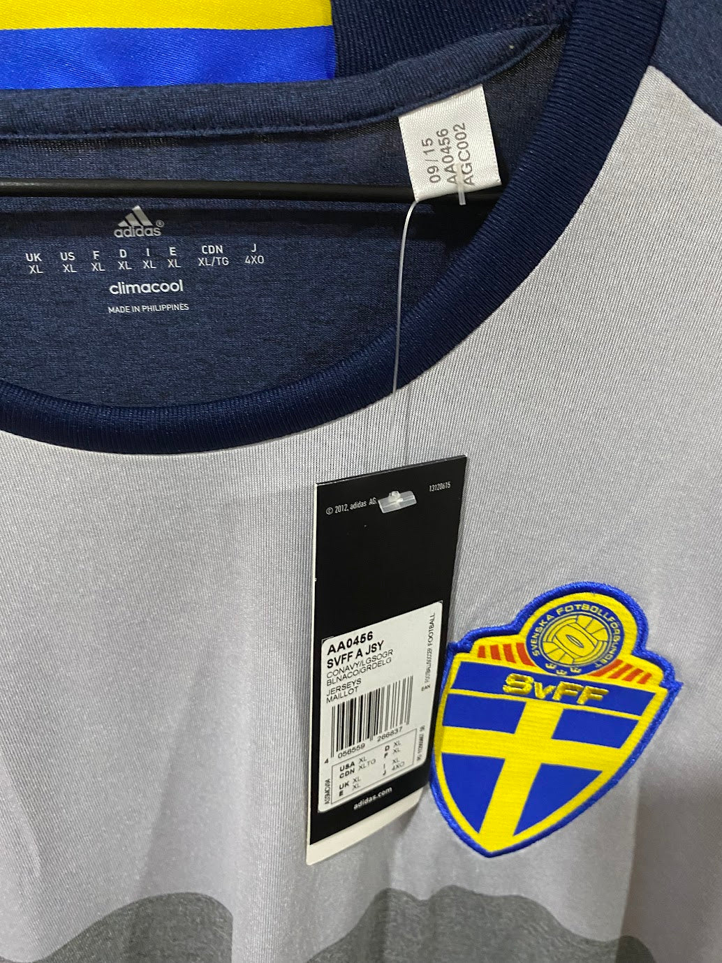Sweden Away Shirt 2016 - Size XL (59x78 cm)