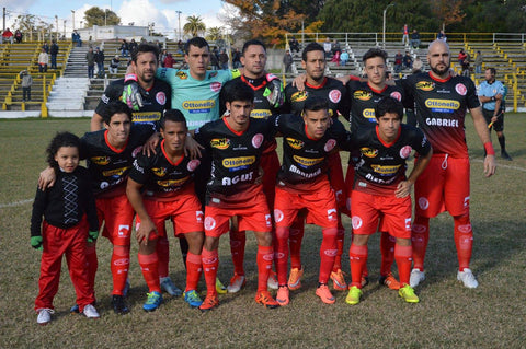 Rentistas - Uruguai - 2015/2016 · Matchworn · #20