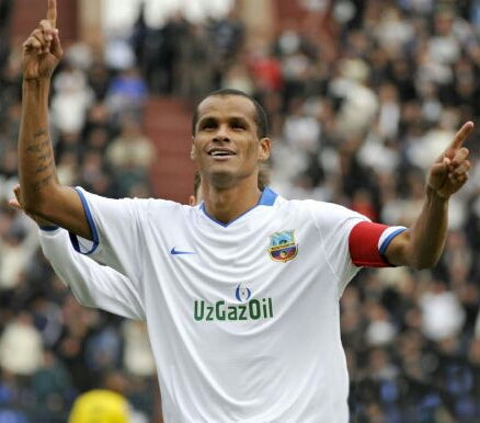 Camisa Bunyodkor 2010 - #10 RIVALDO