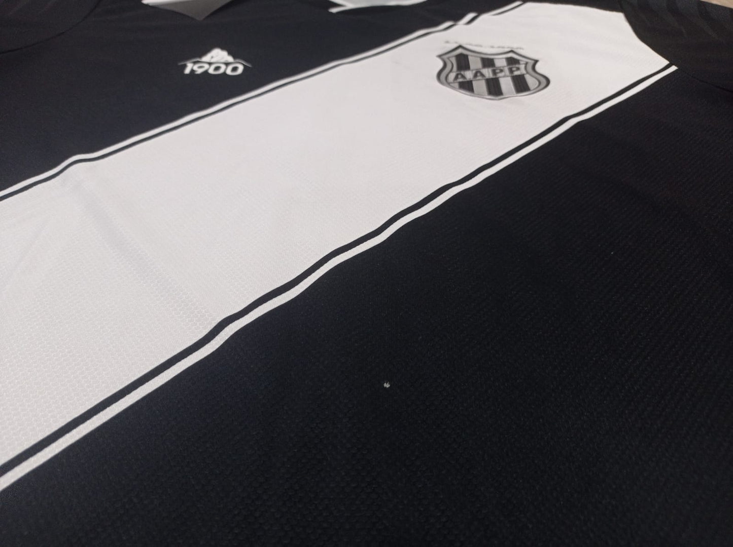 Ponte Preta shirt slight defects
