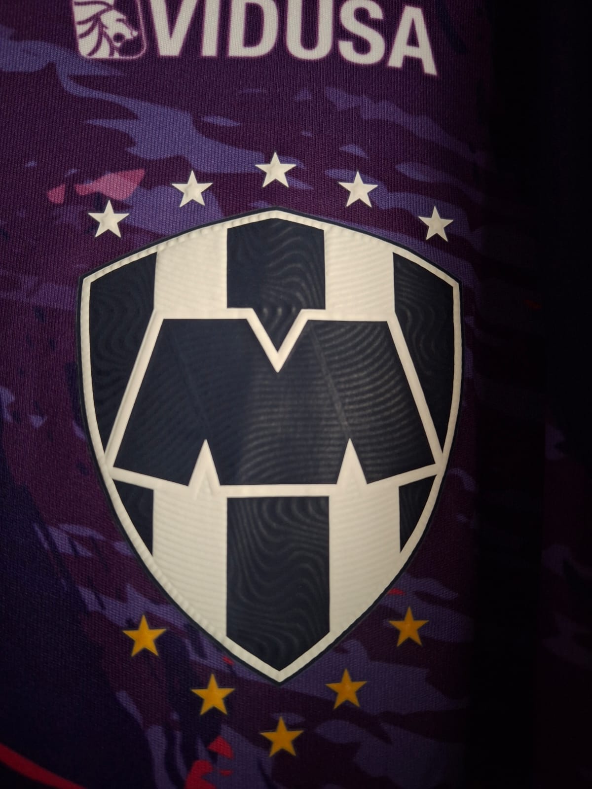 Camisa Rayados Monterrey Roxa - Puma x KidSuper Mundial de Clubes - Versão Jogador