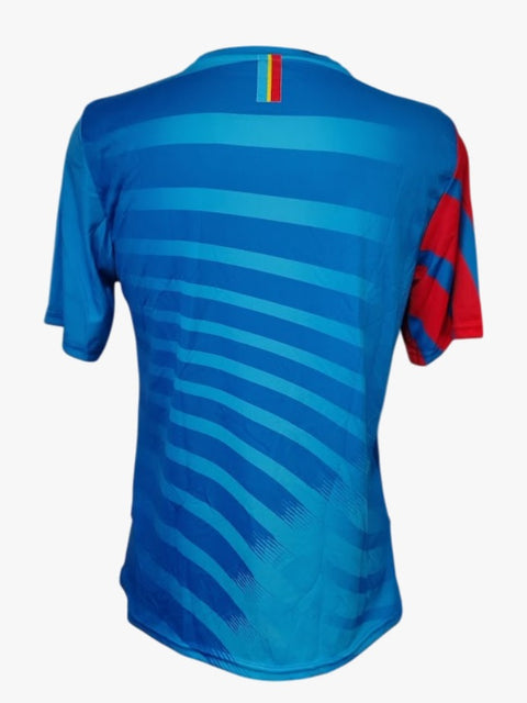 Camisa RD Congo Home 2024 - Umbro - escudo bordado — detalhe frente | Garrincha Shirts