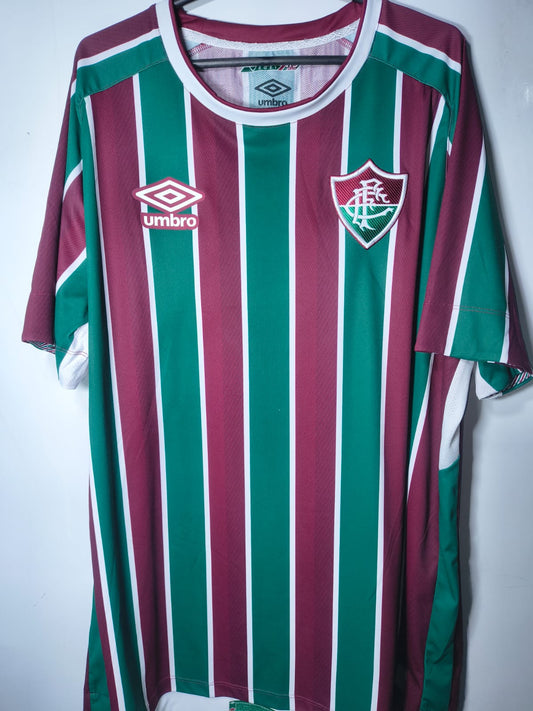 Camisa Fluminense Umbro com defeito