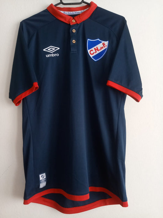 CAMISA NACIONAL (URUGUAI) 2018 - EDIÇÃO "CAMISETA DEL HINCHA" (120 ANOS)