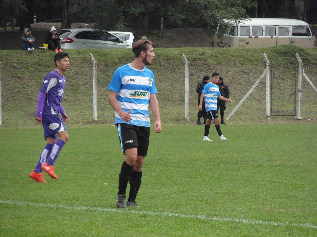 Cerro - Uruguai · Matchworn · #10 Infanto-Juvenil
