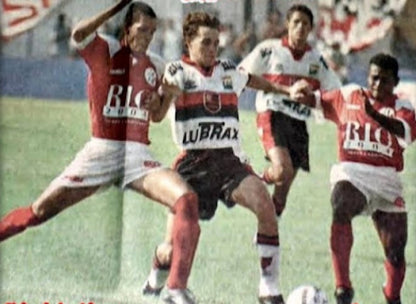 Rara e Linda Camisa do Flamengo - Clássica da Umbro - 1995/1996