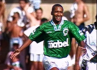 Linda e Espetacular Camisa do Goiás - Finta- Anos 90
