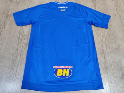Camisa Cruzeiro Umbro 2017 modelo torcedor na etiqueta sem patrocinio