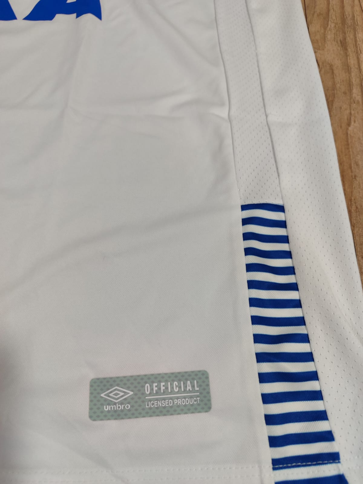 Official Cruzeiro Away Shirt 2018 - Henrique