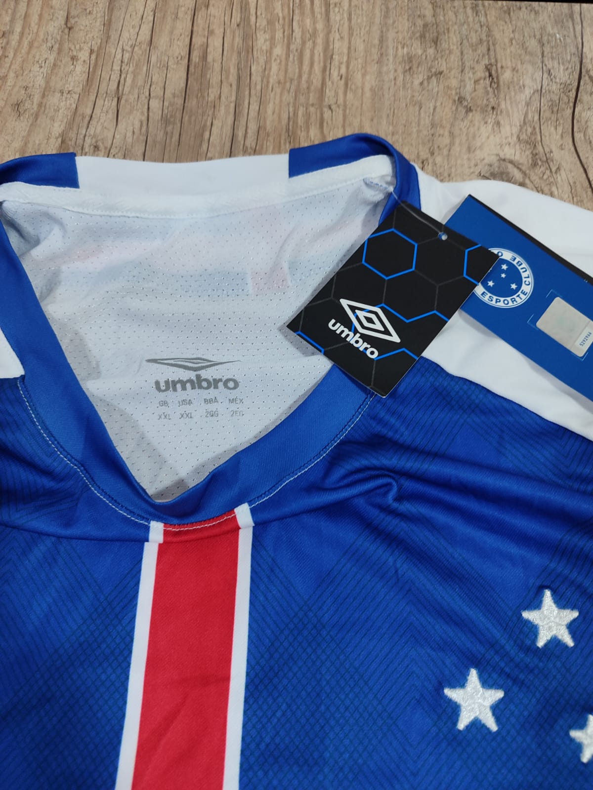 Official Cruzeiro Away Shirt 2018 - Henrique