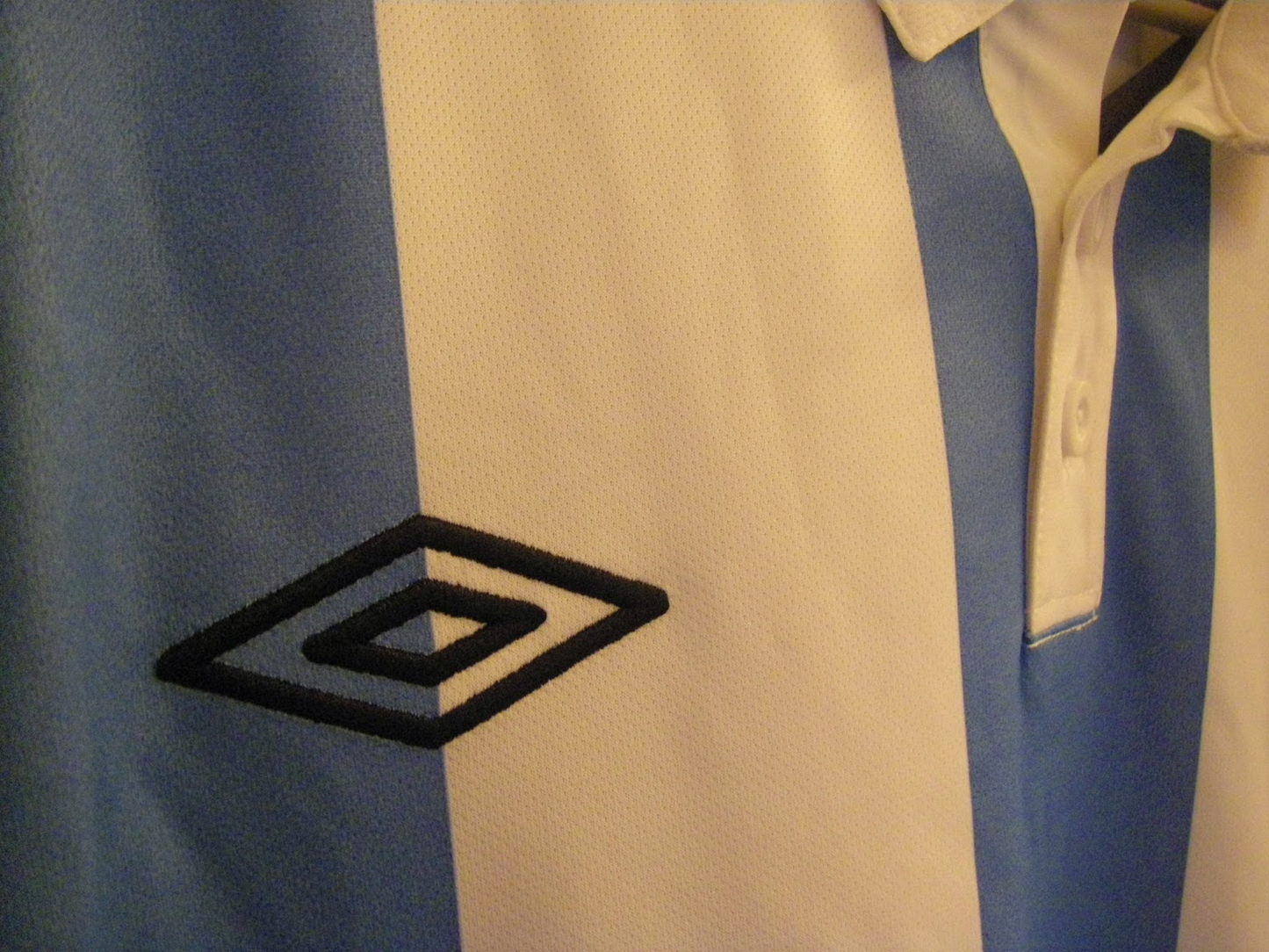 Camisa Home L/S do FK Mlada Boleslav 2010/2011