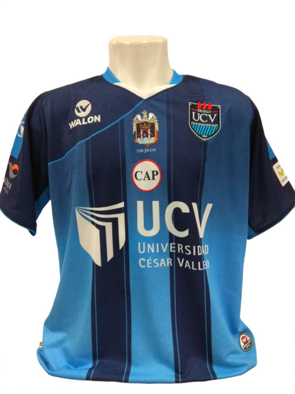 Universidad César Vallejo - Peru - 2012/2013 · Match Issued · #3 Carlos Galván