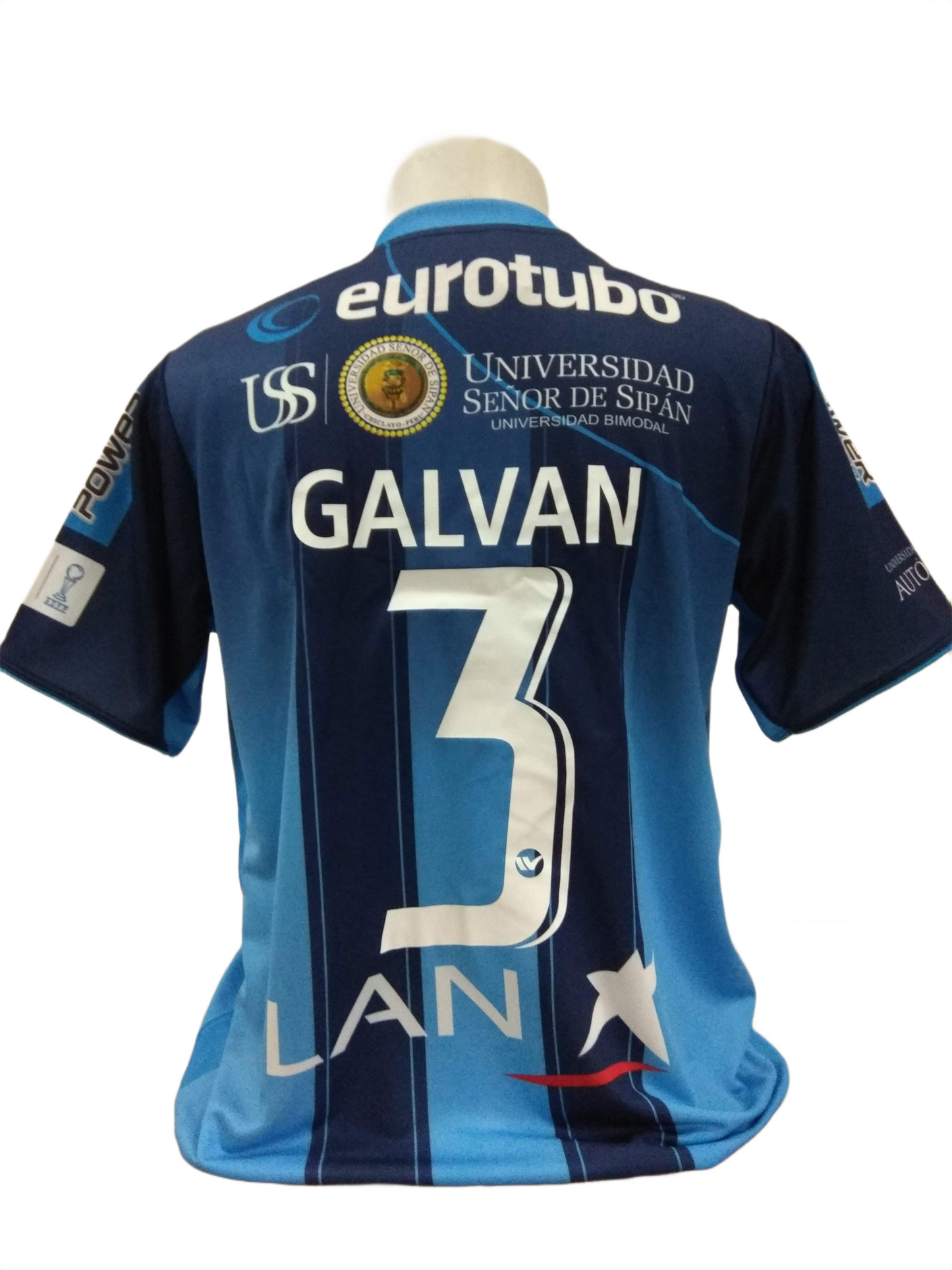 Universidad César Vallejo - Peru - 2012/2013 · Match Issued · #3 Carlos Galván