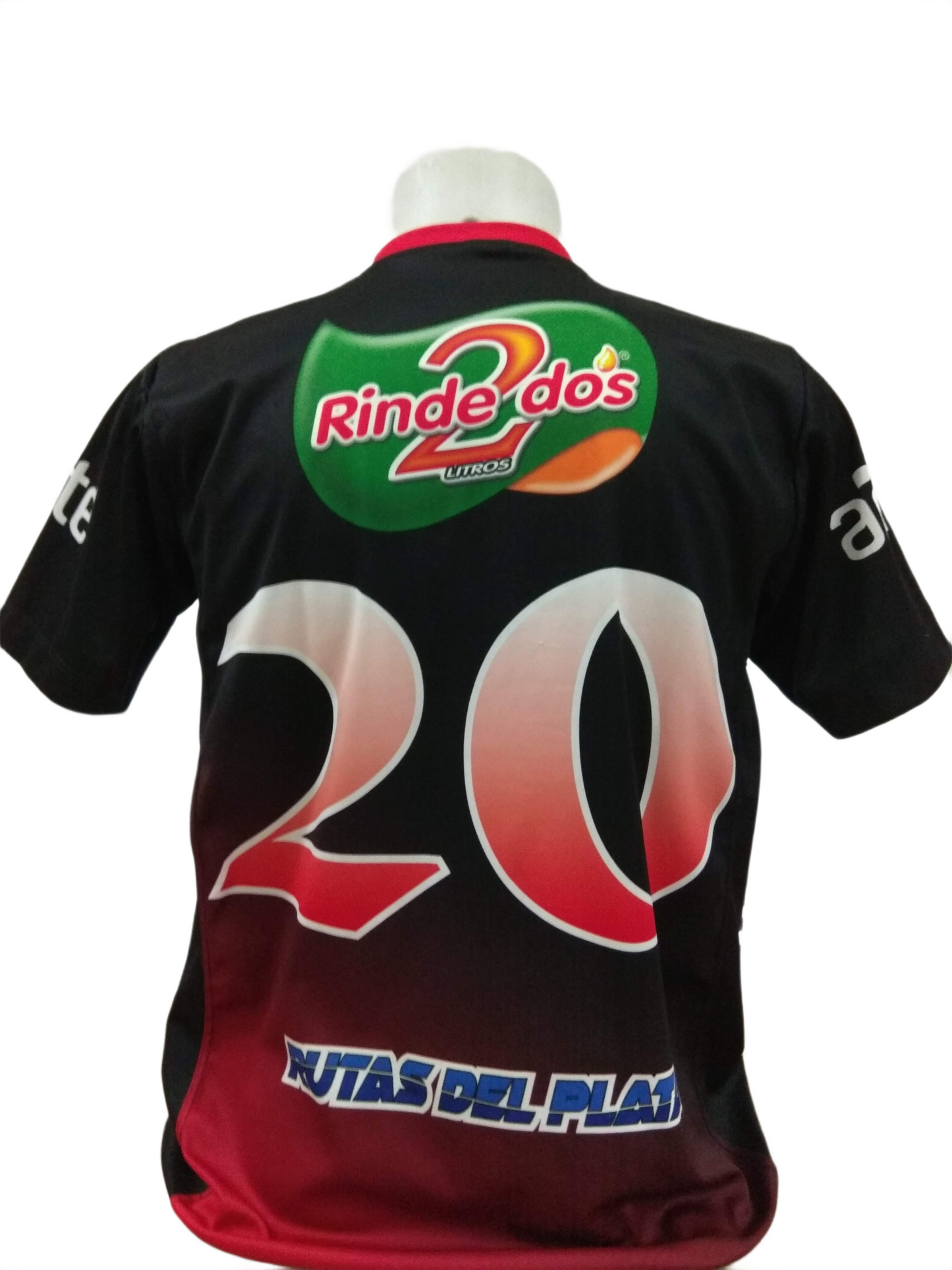 Rentistas - Uruguai - 2015/2016 · Matchworn · #20