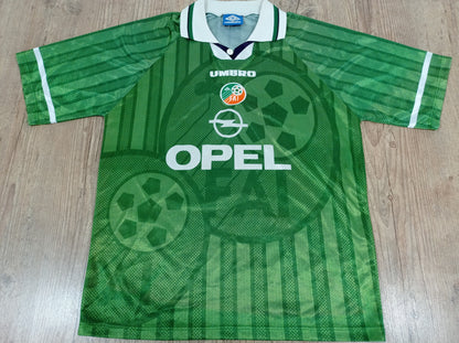 Beautiful Ireland Home Shirt - 1998/1999 Umbro