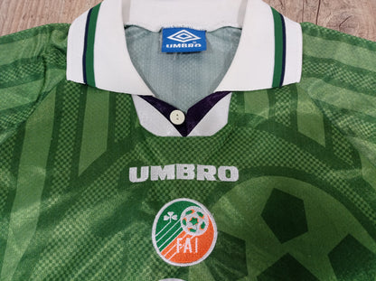 Beautiful Ireland Home Shirt - 1998/1999 Umbro