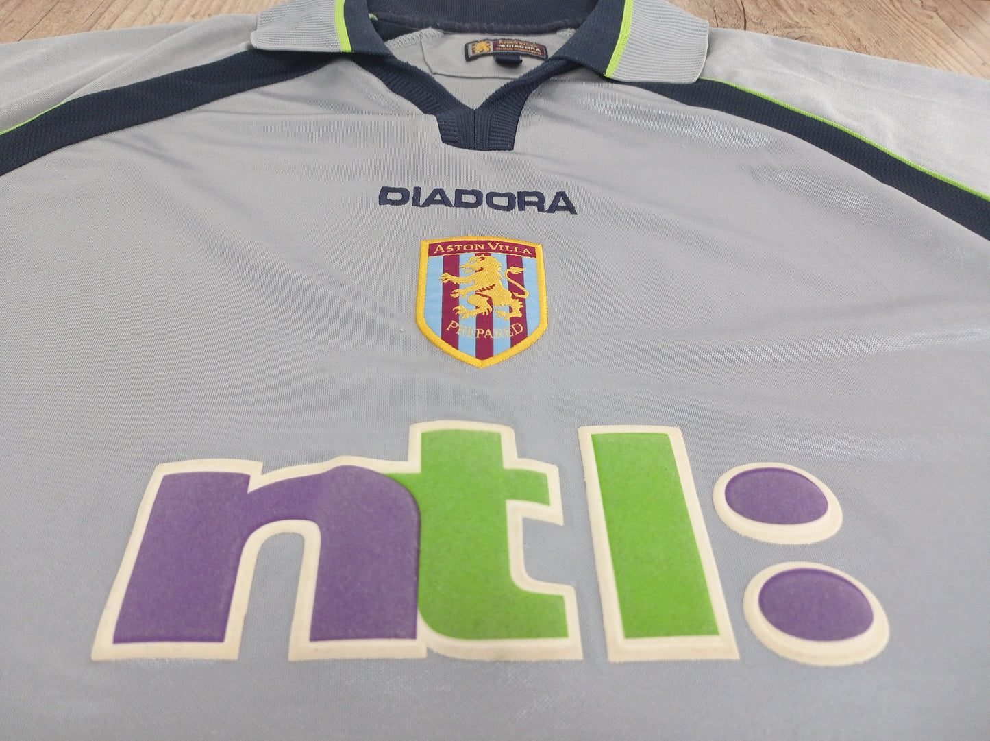 Aston Villa Shirt - Away - 2001/2002