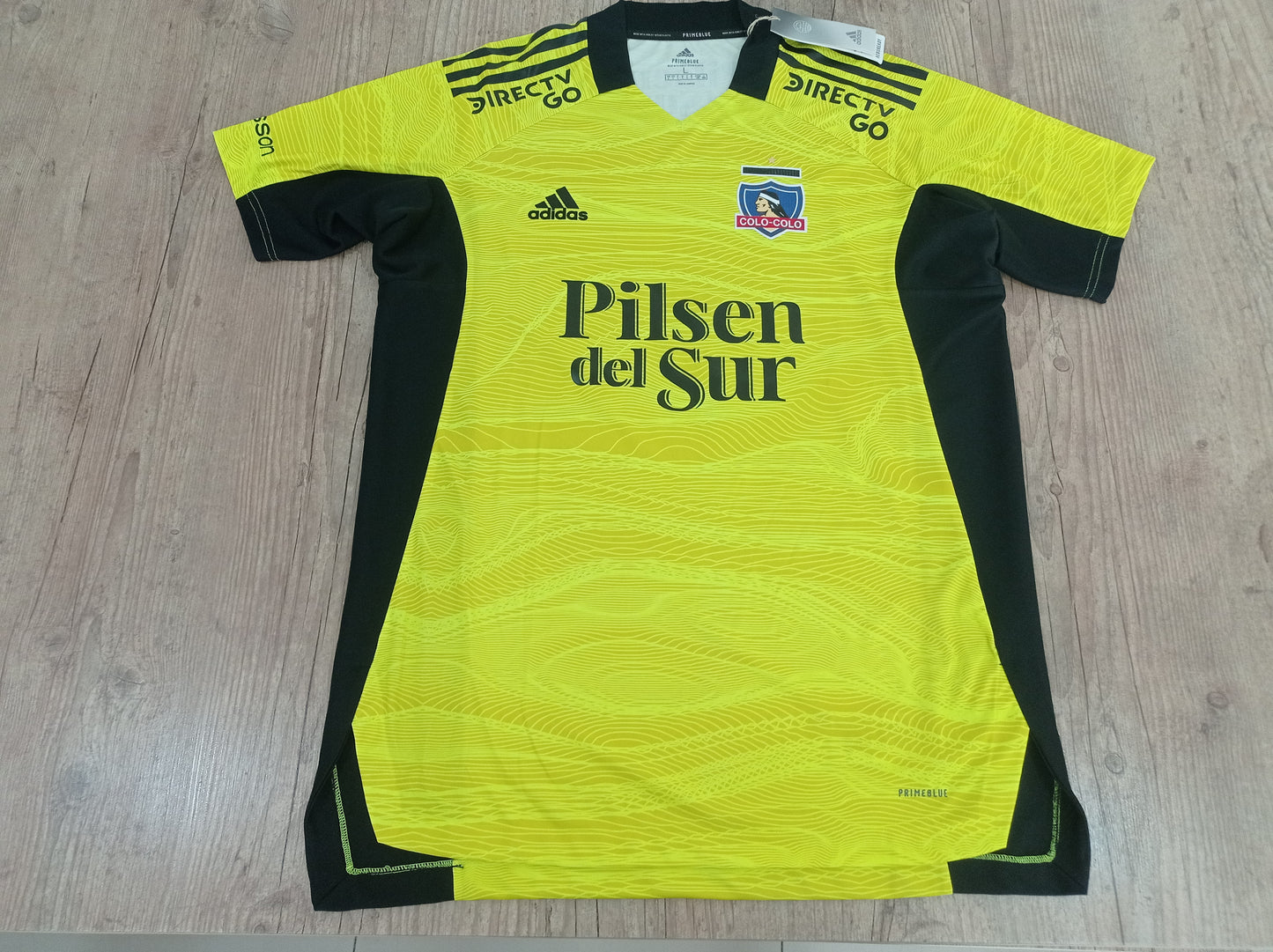 Linda Camisa do Colo-Colo - Goleiro - Brayan Cortés