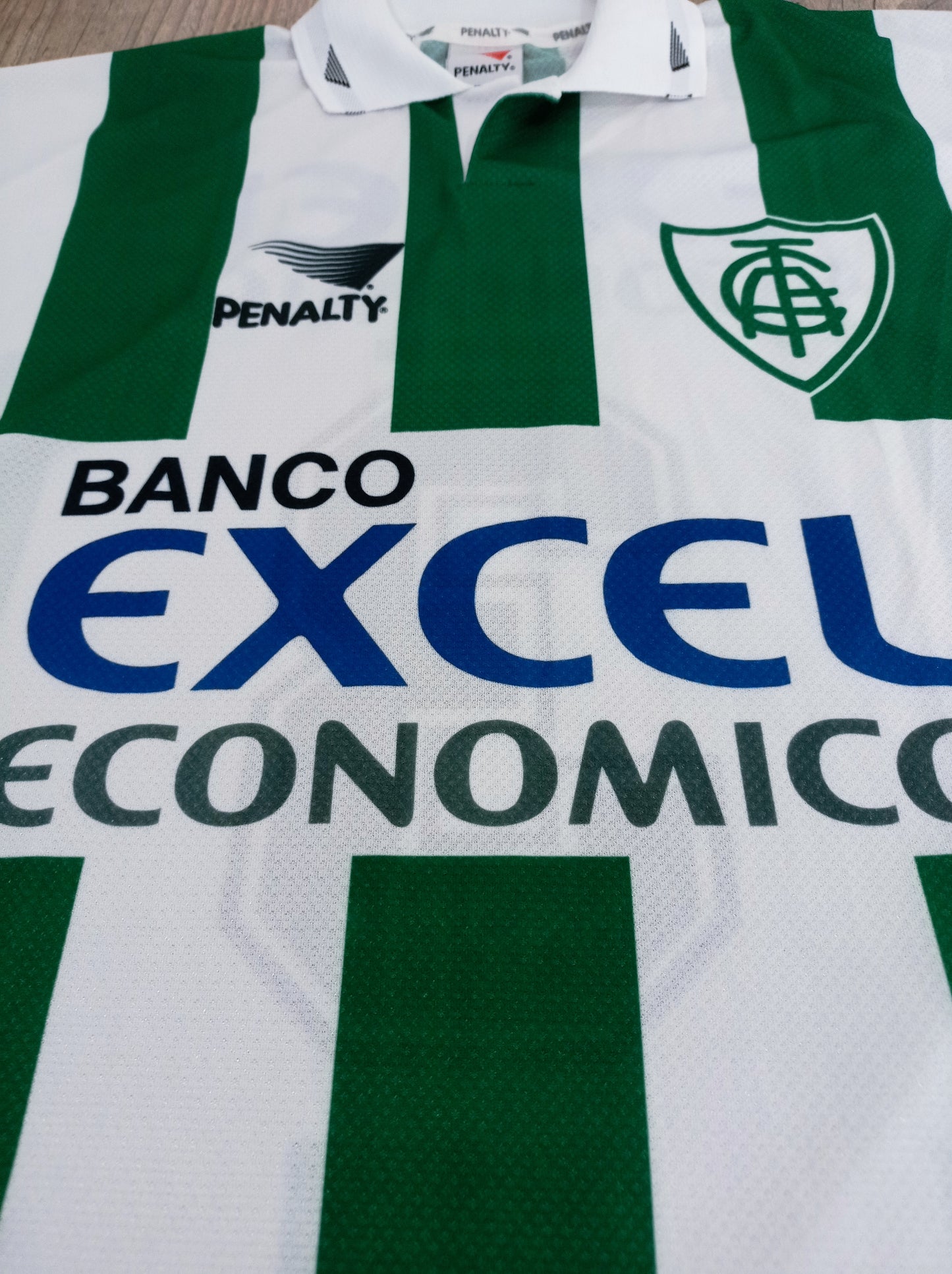 Camisa do América Mineiro - de Jogo - Anos 90