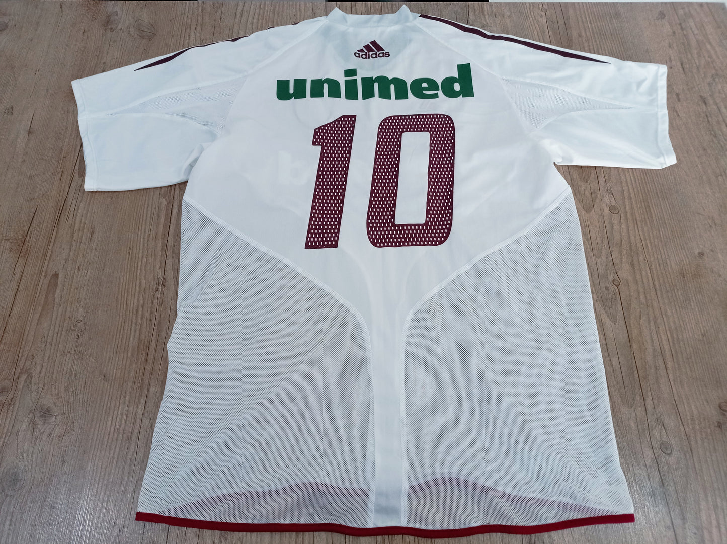 Beautiful Fluminense Shirt - 2004/2005