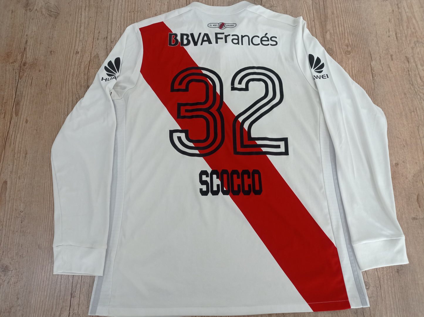 Beautiful River Plate Shirt - Home - 2017/2018 - #32 Scocco - Long Sleeves