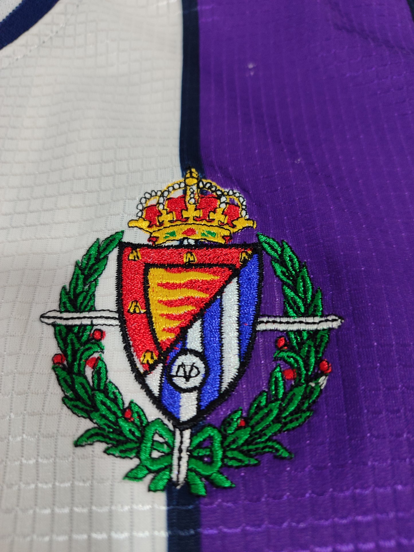 Beautiful Valladolid Shirt - Spain - Game Worn 1999/2001 Long Sleeves