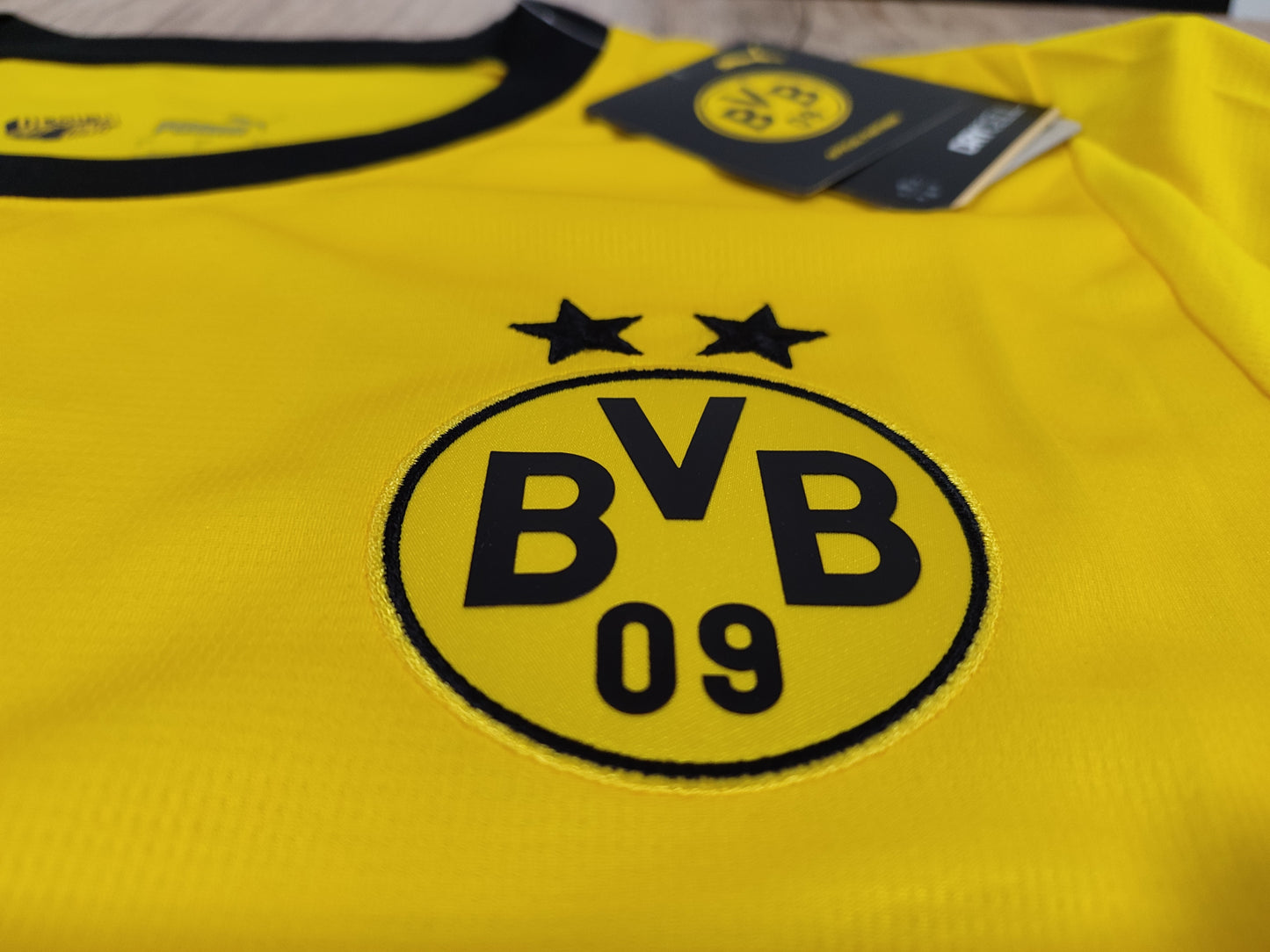 Beautiful Borussia Dortmund Home Shirt - 2023/2024