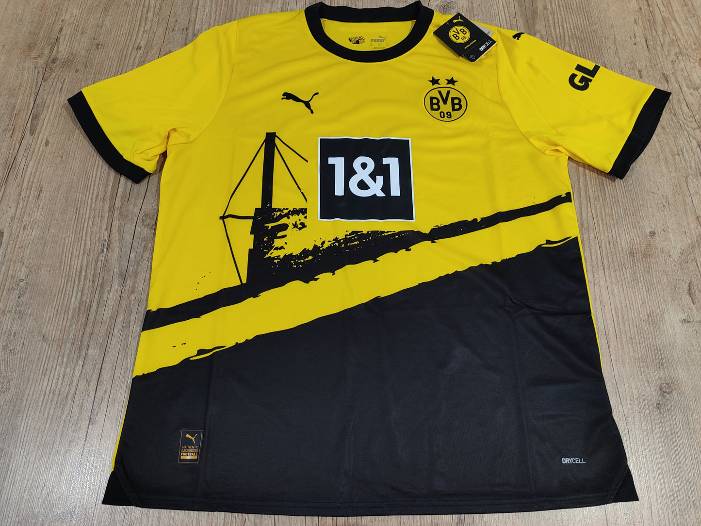 Beautiful Borussia Dortmund Home Shirt - 2023/2024
