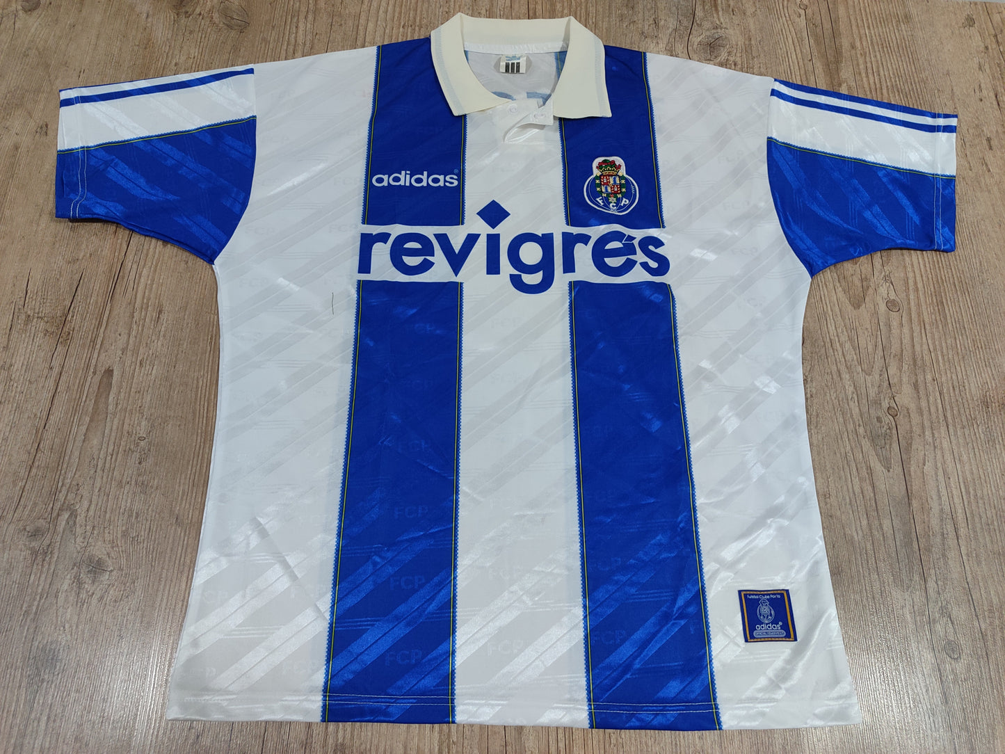 Beautiful Porto Shirt - Portugal - Relic of the 1990s