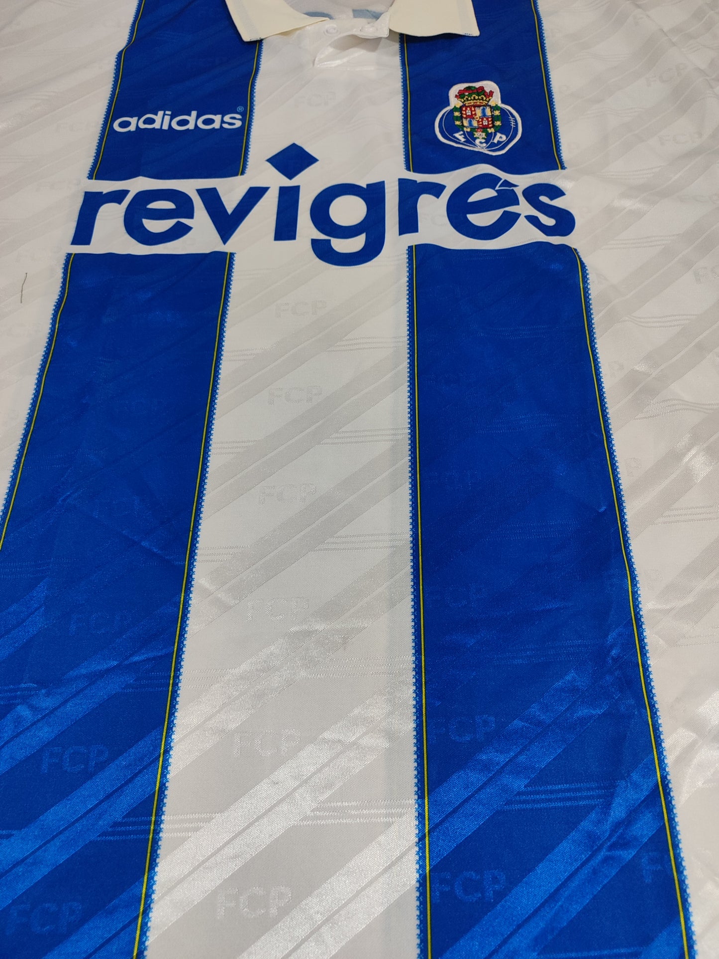 Beautiful Porto Shirt - Portugal - Relic of the 1990s