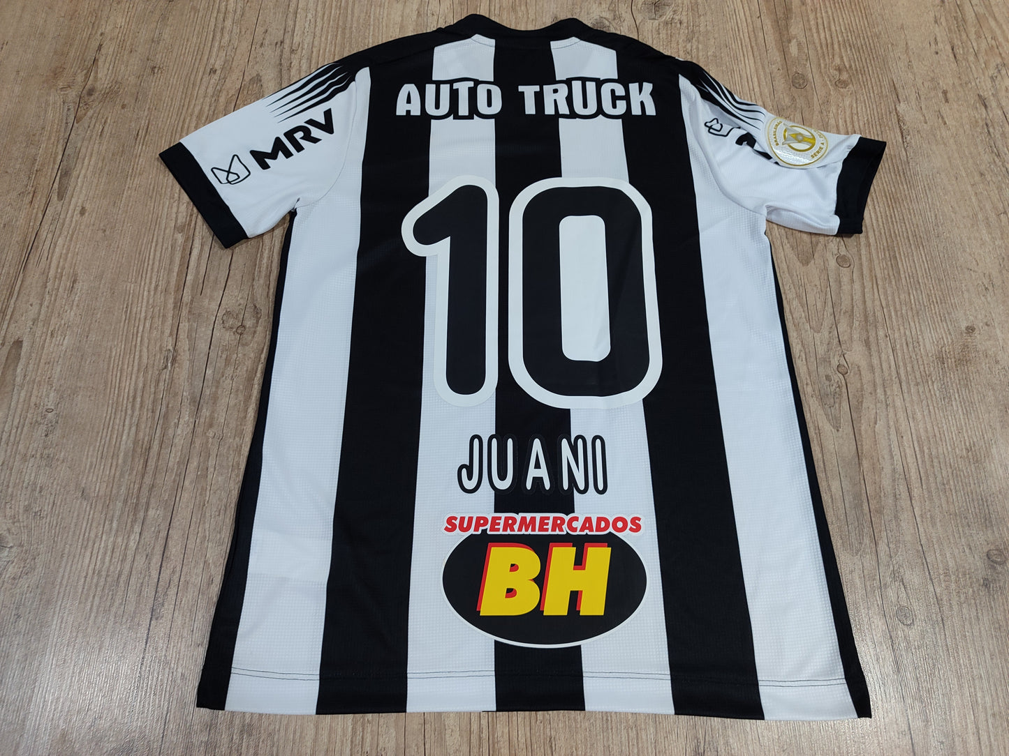 Beautiful Match Worn Shirt - Atlético Mineiro - Cazares