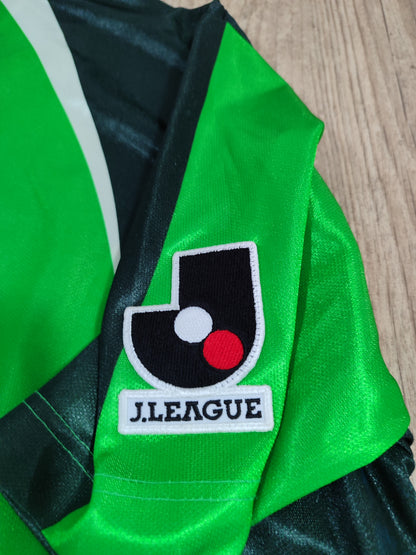 Spectacular Yomiuri Verdy Shirt - Japan - Bismarck