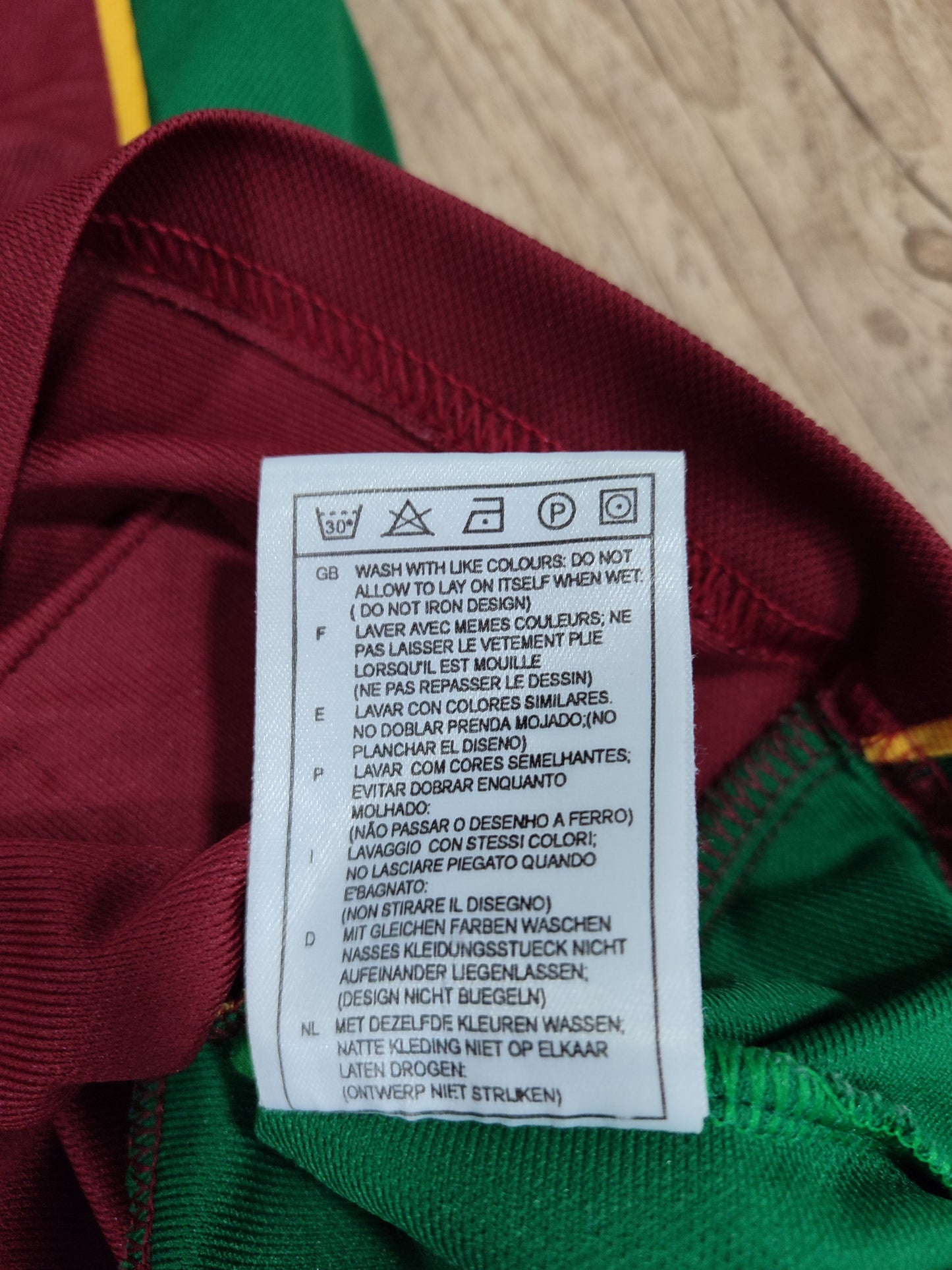 Beautiful and rare Portugal national team shirt - 1997/1998