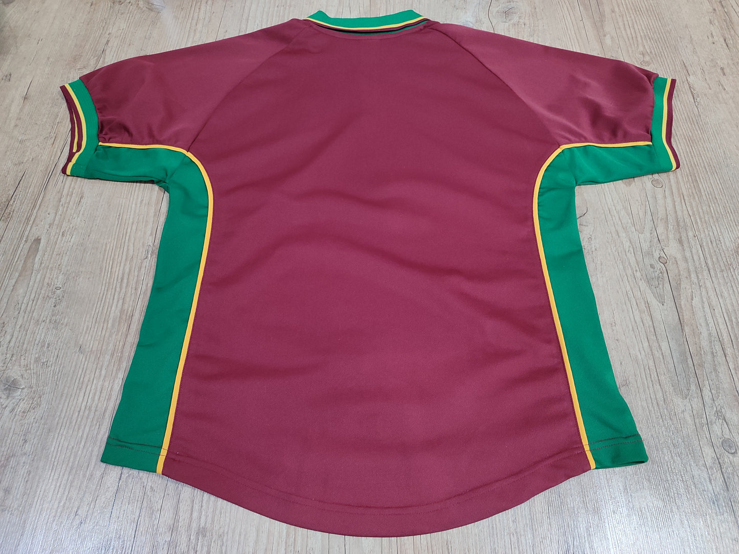 Beautiful and rare Portugal national team shirt - 1997/1998