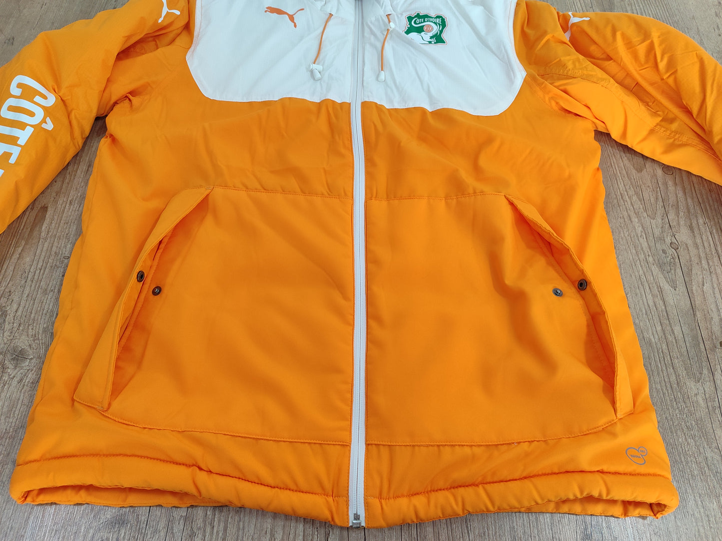 Raro e Espetacular Agasalho Costa Do Marfim - Puma - Modelo Jogador - Novo
