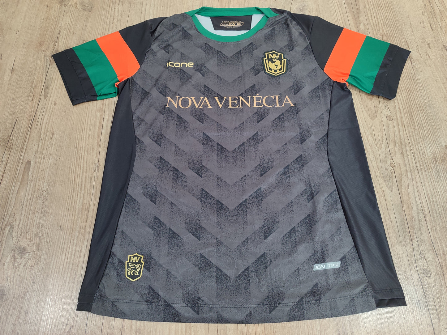 Lindíssima Camisa Nova Venécia - Edição Especial Imigração Italiana - Modelo Jogo