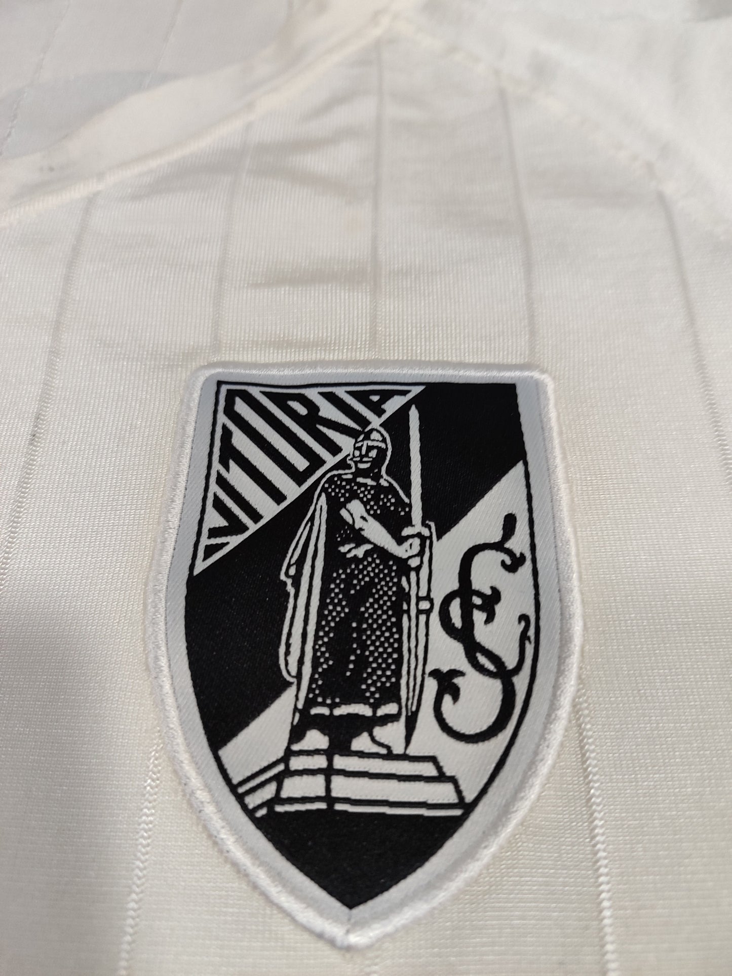 Linda Camisa Usada em Jogo Do Vitória De Guimarães - Portugal