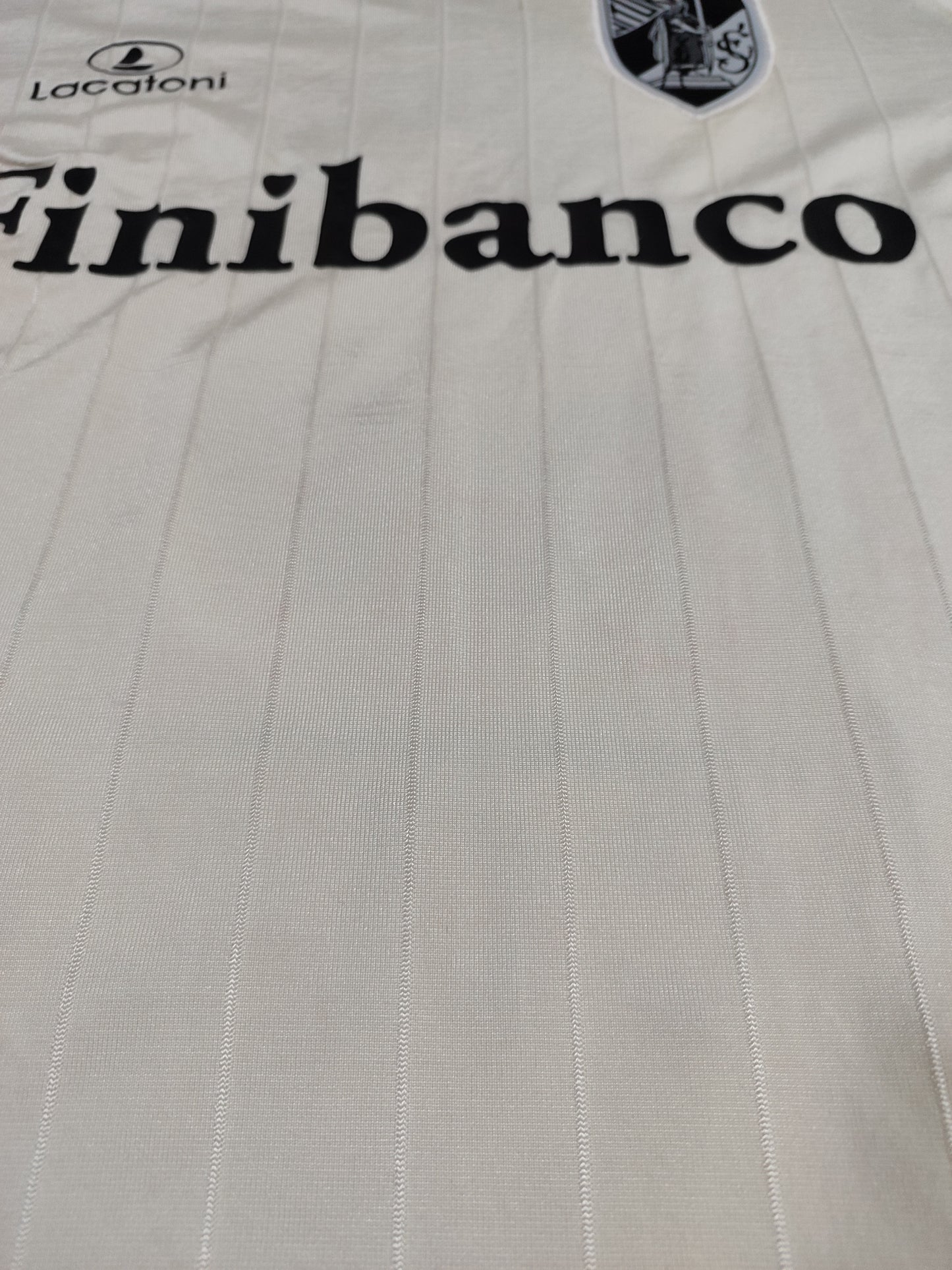 Linda Camisa Usada em Jogo Do Vitória De Guimarães - Portugal