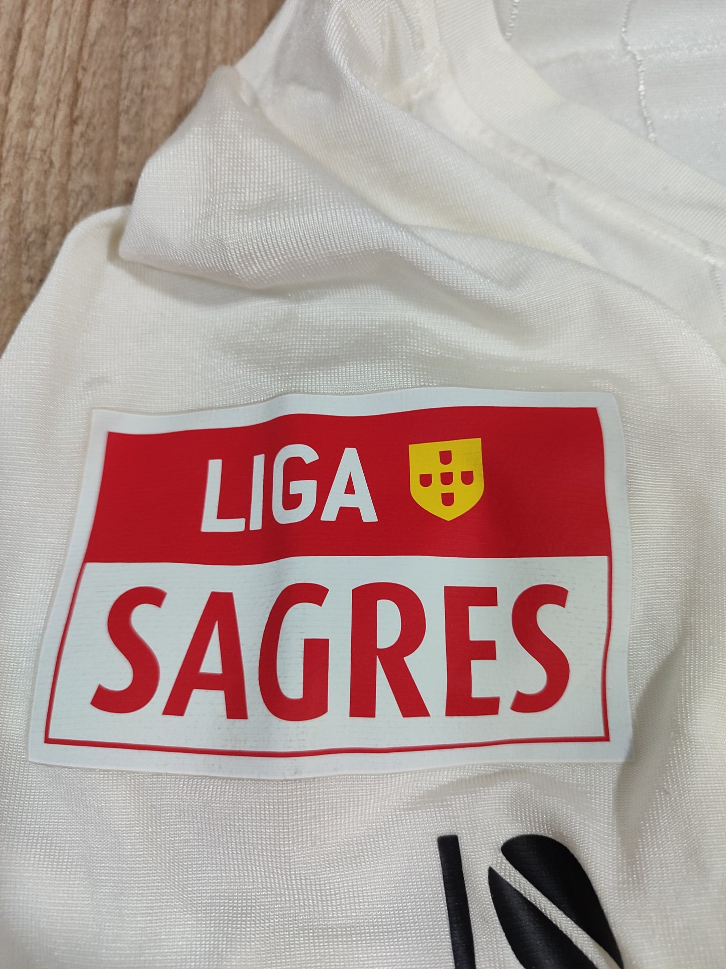 Linda Camisa Usada em Jogo Do Vitória De Guimarães - Portugal
