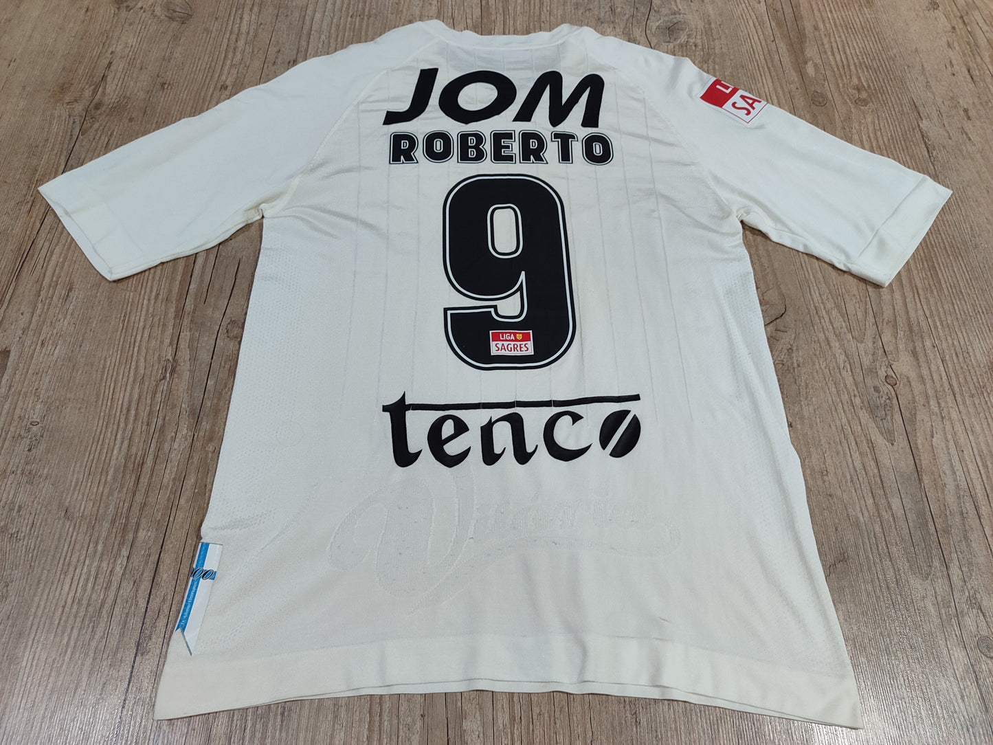 Linda Camisa Usada em Jogo Do Vitória De Guimarães - Portugal