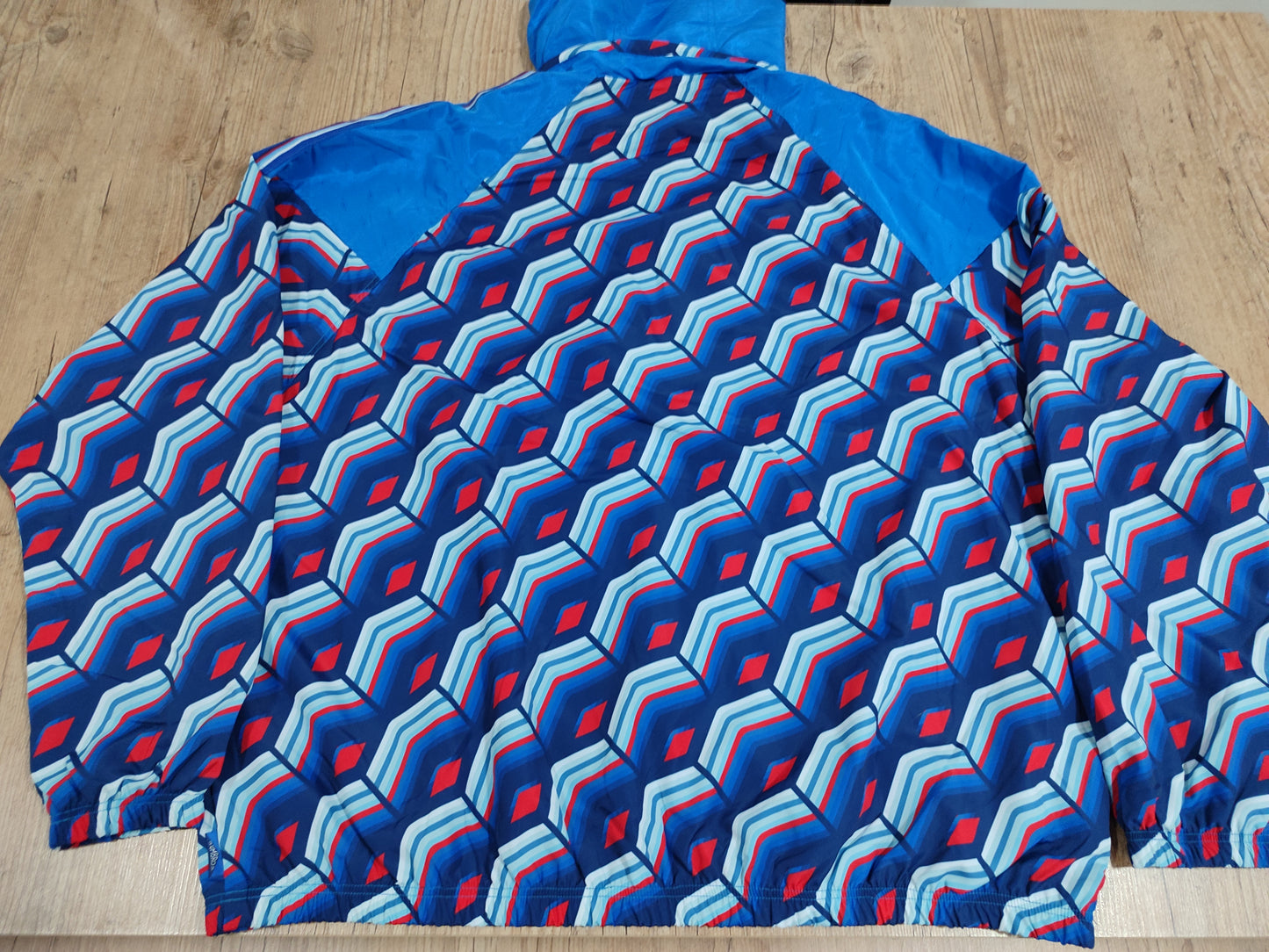 Linda Jaqueta do Nacional - Uruguay - Umbro Old School